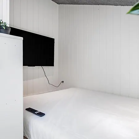Casa vacanze Gorgeous Home In Knebel With Sauna